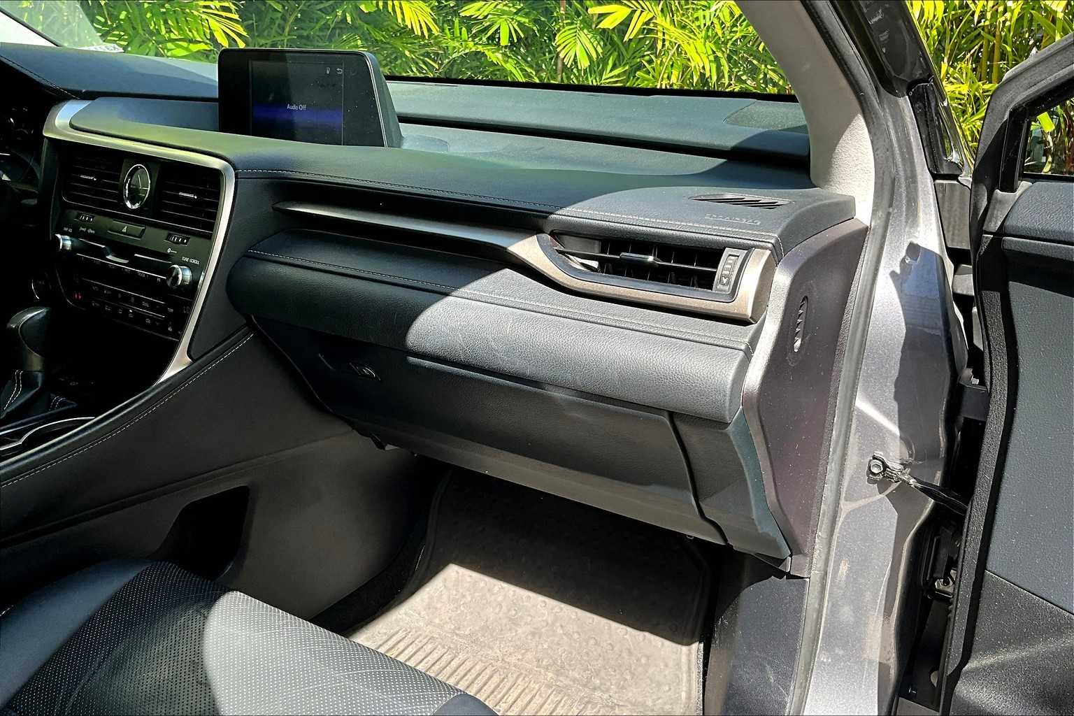 Thumbnail: 2018 Lexus RX - 24