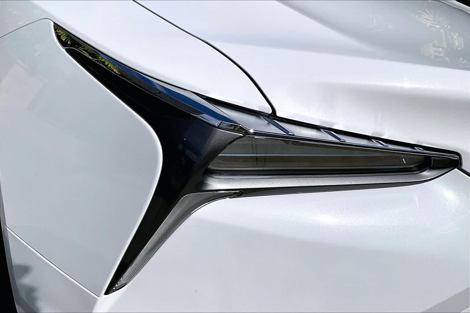 Thumbnail: 2023 Lexus LC - 32