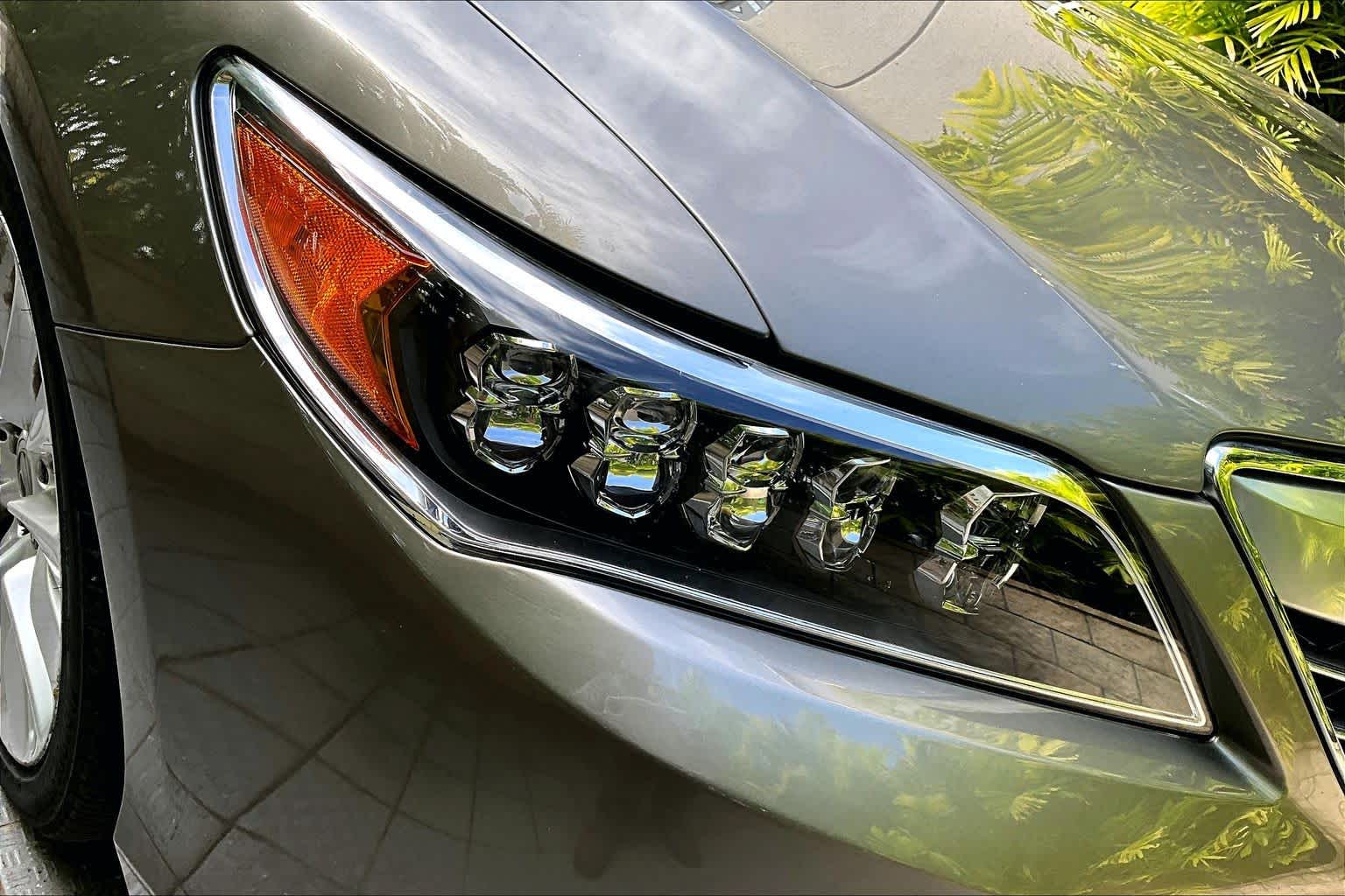 Thumbnail: 2014 Acura RLX - 32