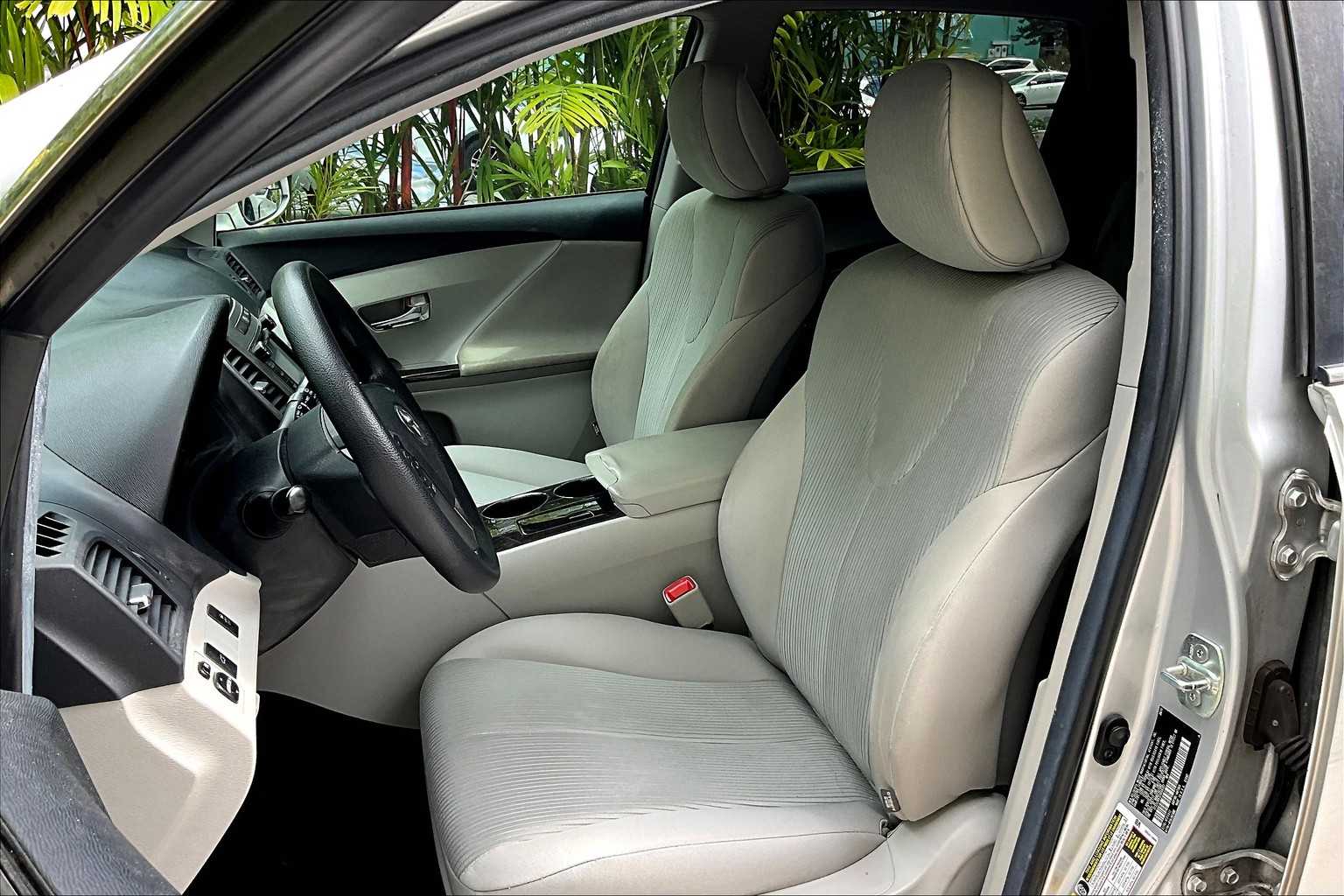 Thumbnail: 2014 Toyota Venza - 11