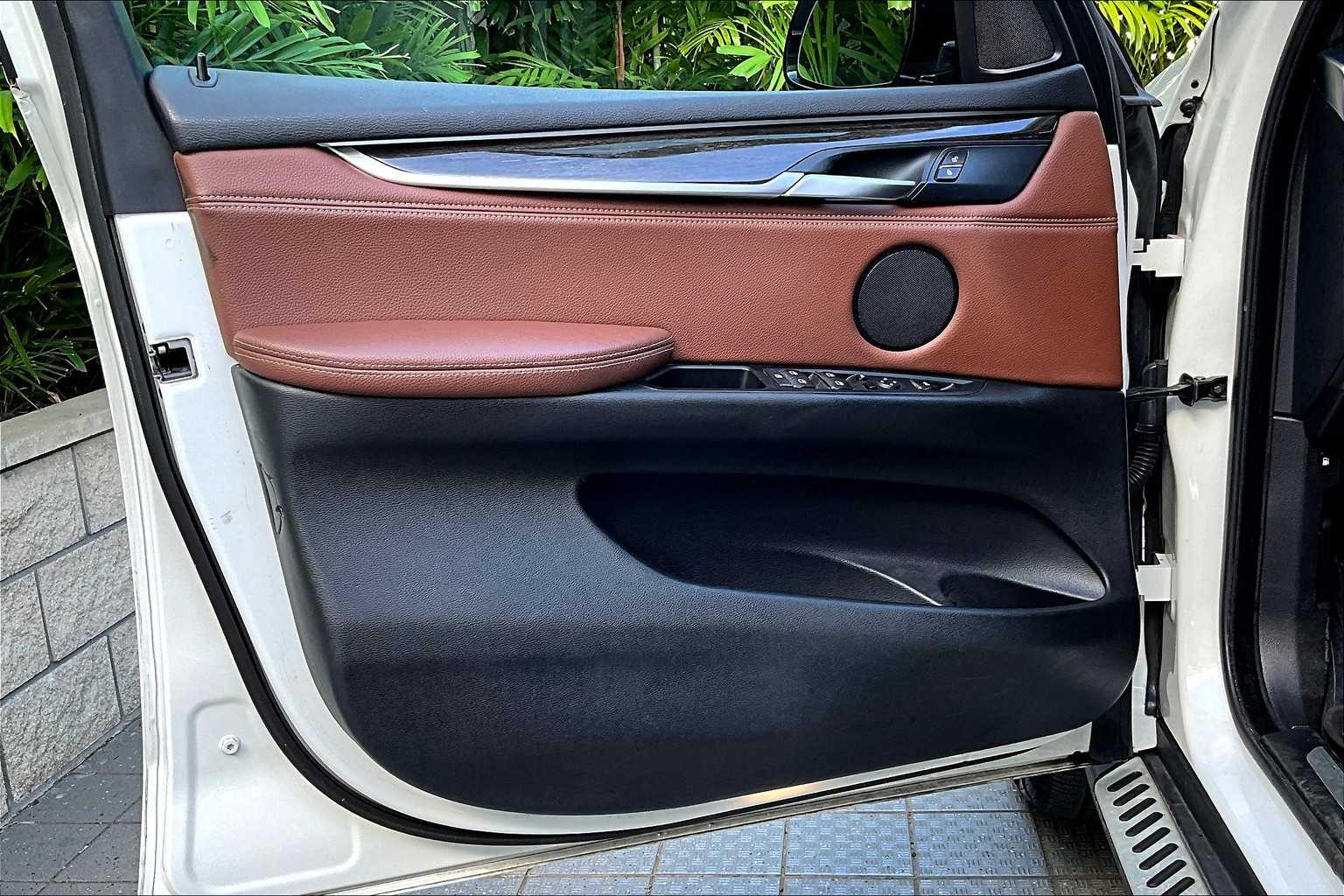 Thumbnail: 2017 BMW X5 - 28