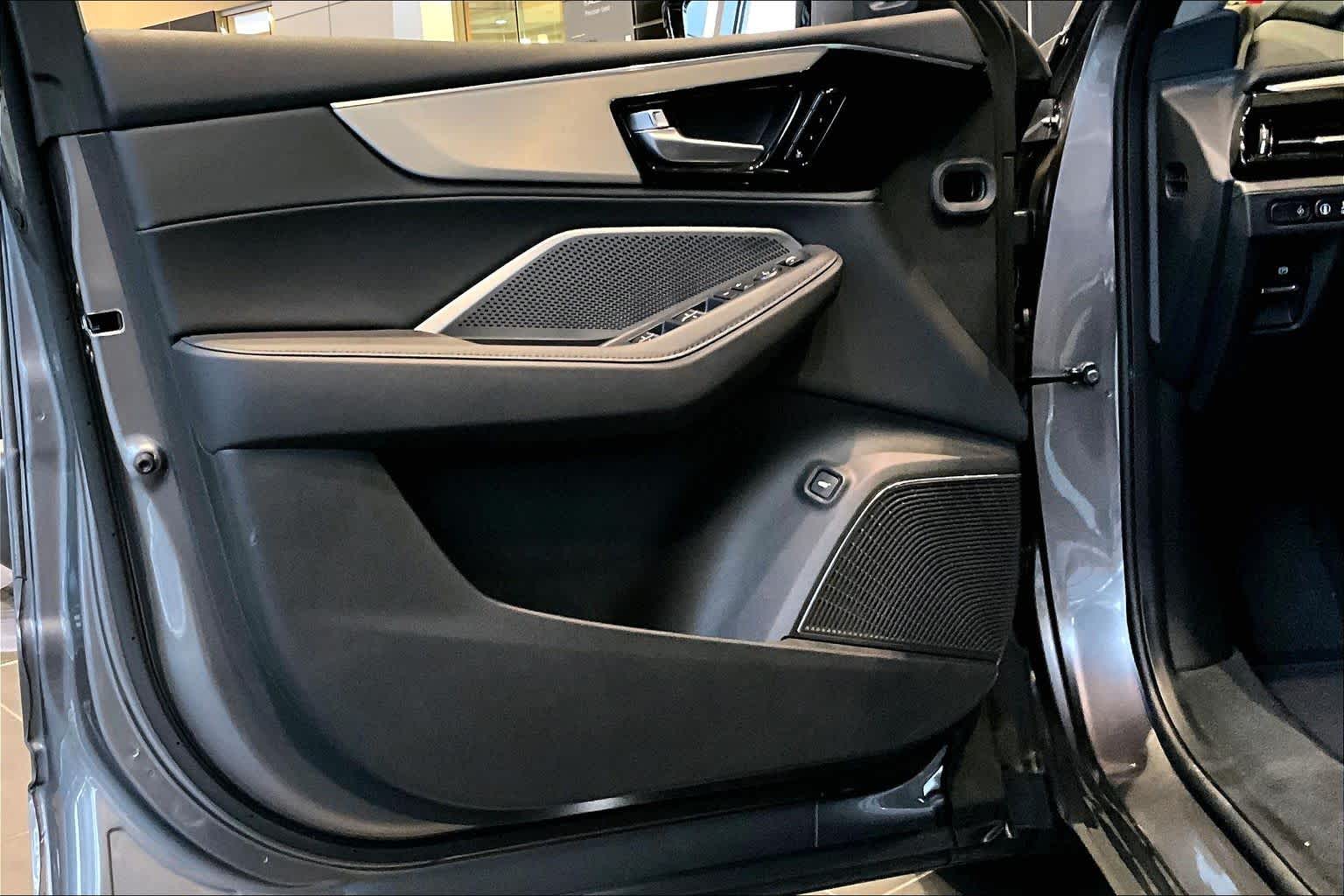 Thumbnail: 2026 Acura MDX - 24