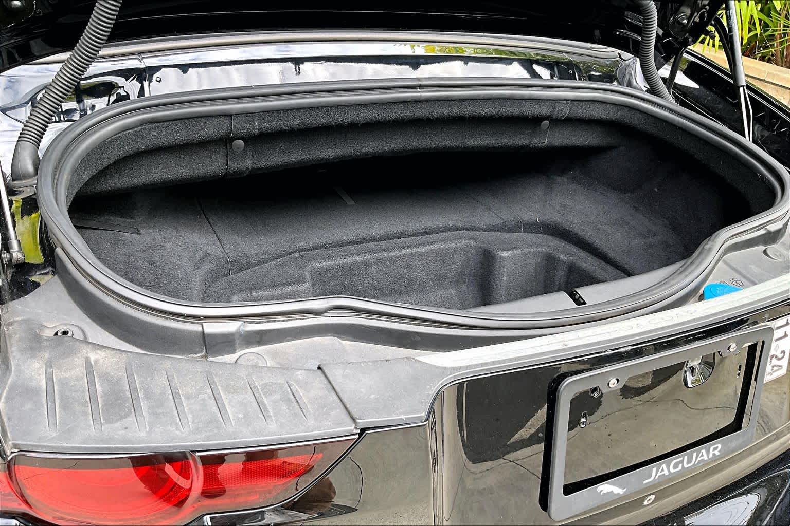 Thumbnail: 2018 Jaguar F-Type - 18