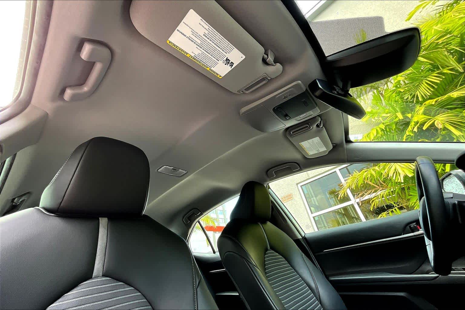 Thumbnail: 2022 Toyota Camry - 31