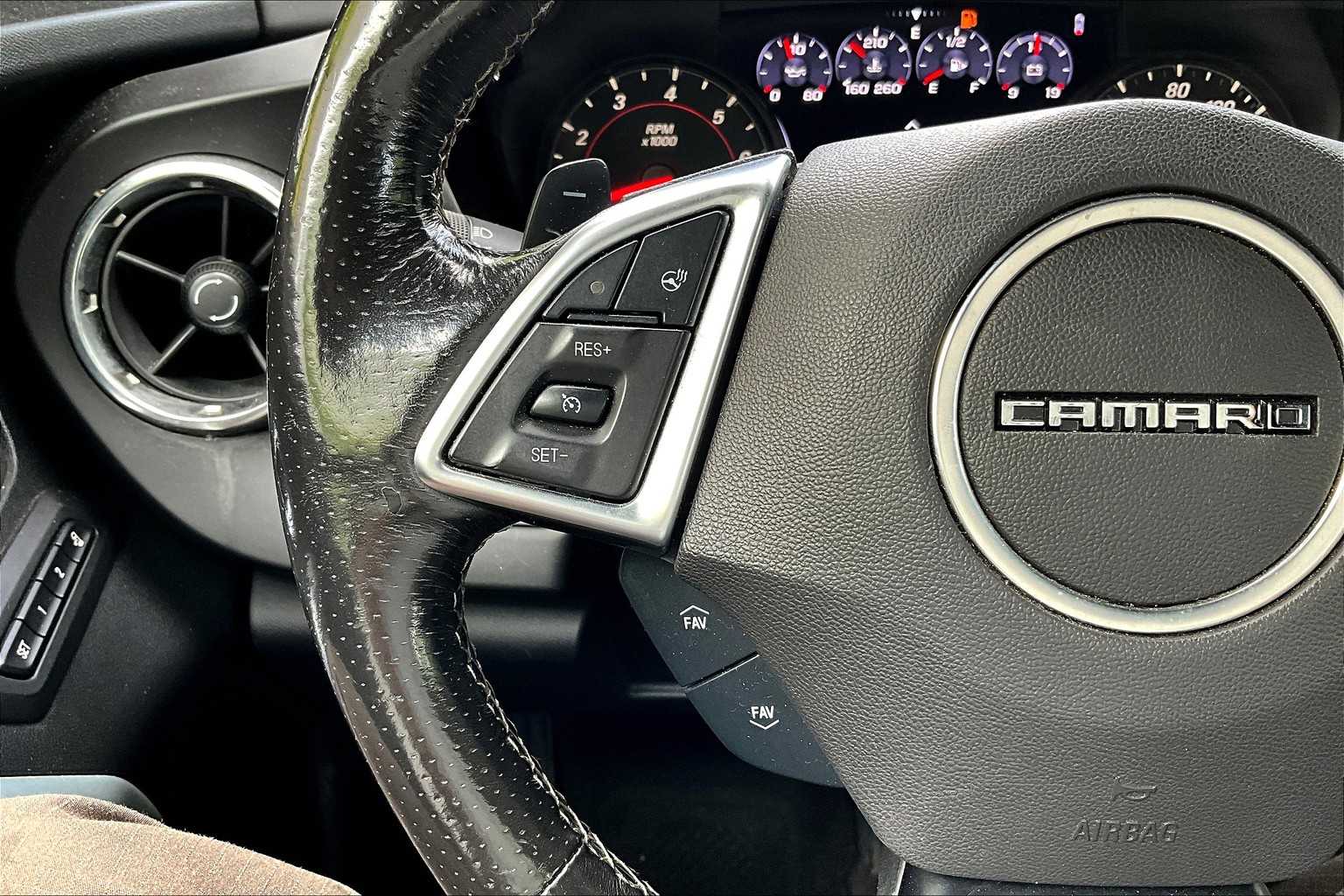 Thumbnail: 2020 Chevrolet Camaro - 24