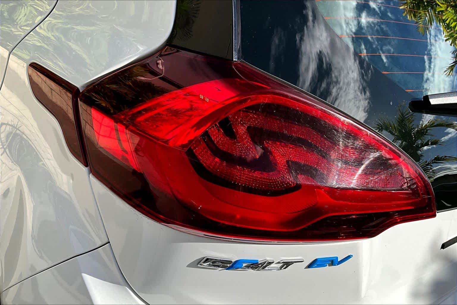 Thumbnail: 2021 Chevrolet Bolt EV - 24
