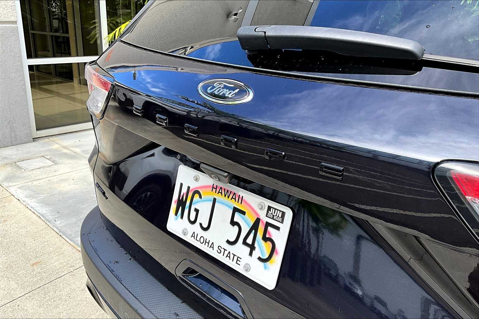 Thumbnail: 2021 Ford Escape - 8