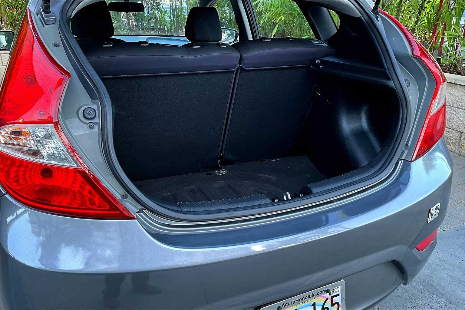 Thumbnail: 2016 Hyundai Accent - 18