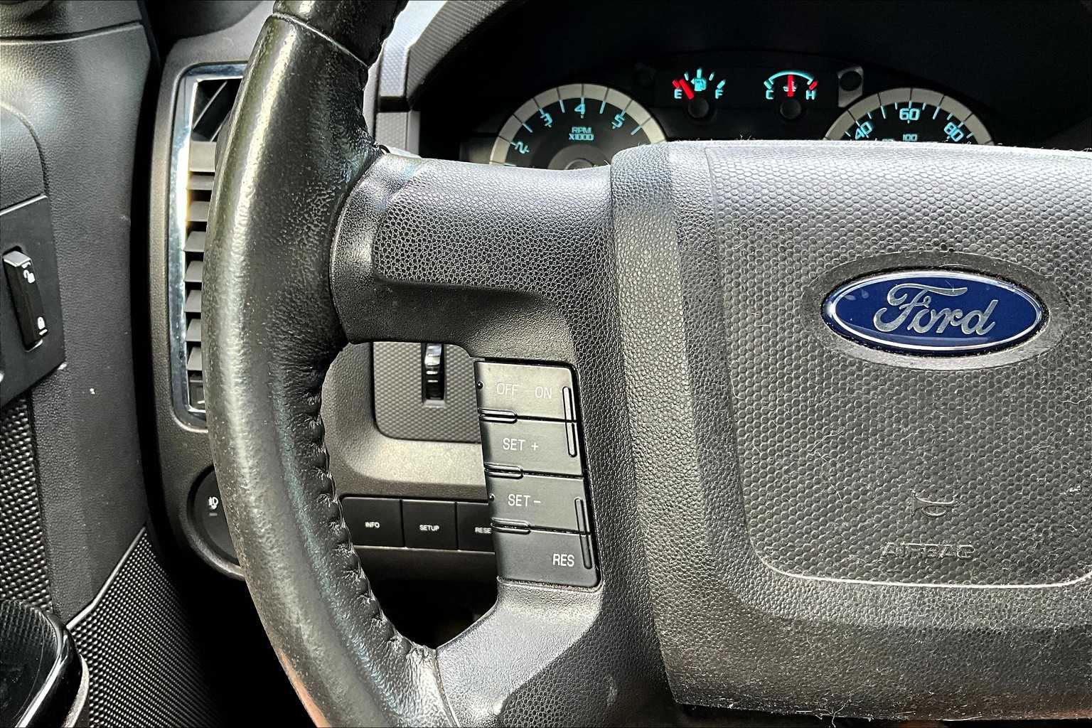 Thumbnail: 2010 Ford Escape - 25