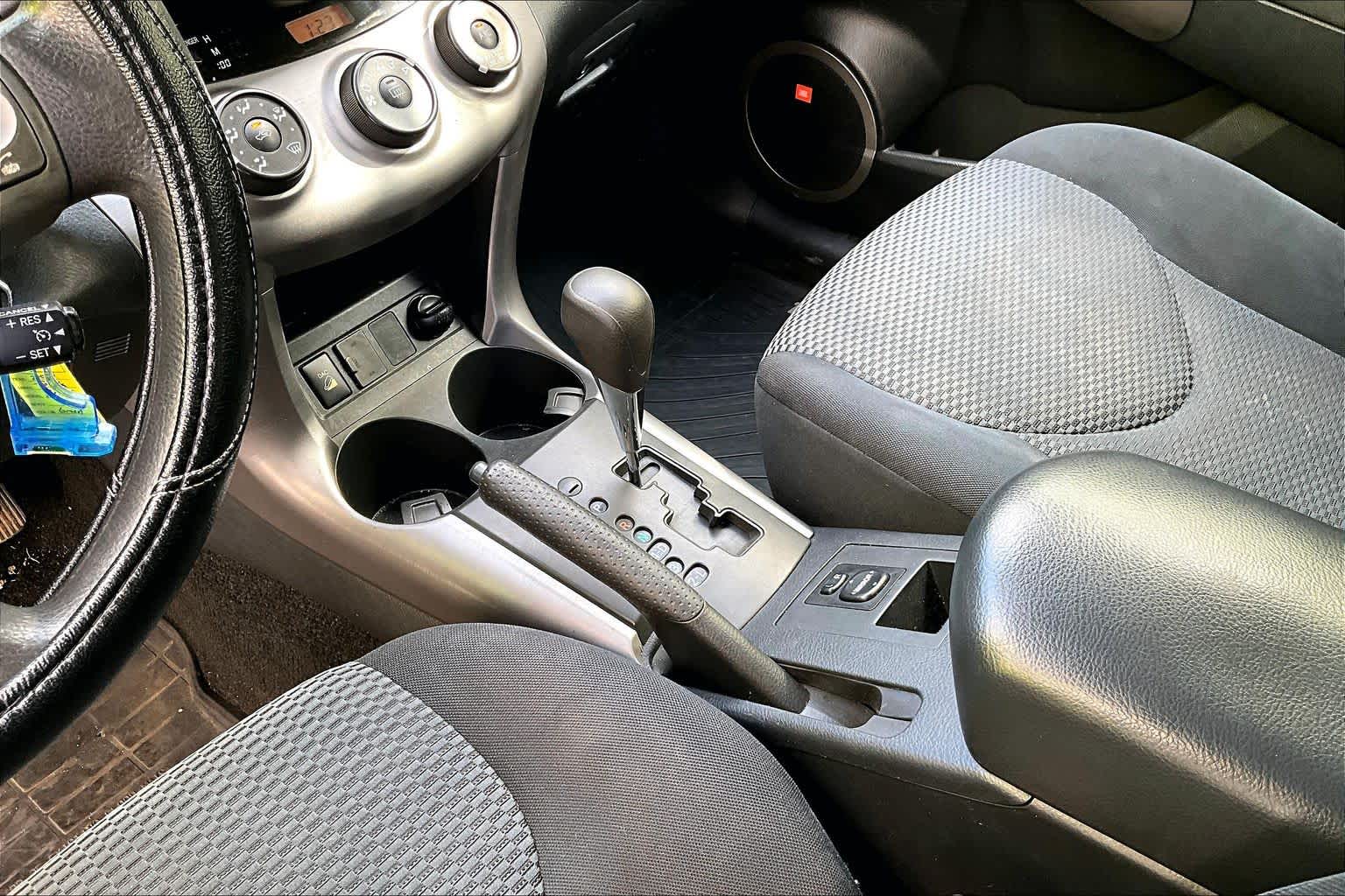 Thumbnail: 2007 Toyota RAV4 - 17