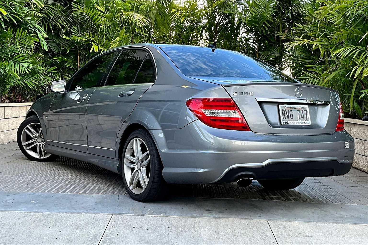 Thumbnail: 2012 Mercedes-Benz C-Class - 5