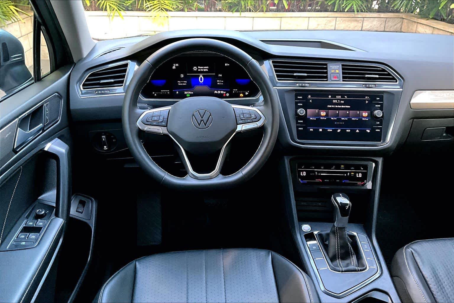 Thumbnail: 2022 Volkswagen Tiguan - 14