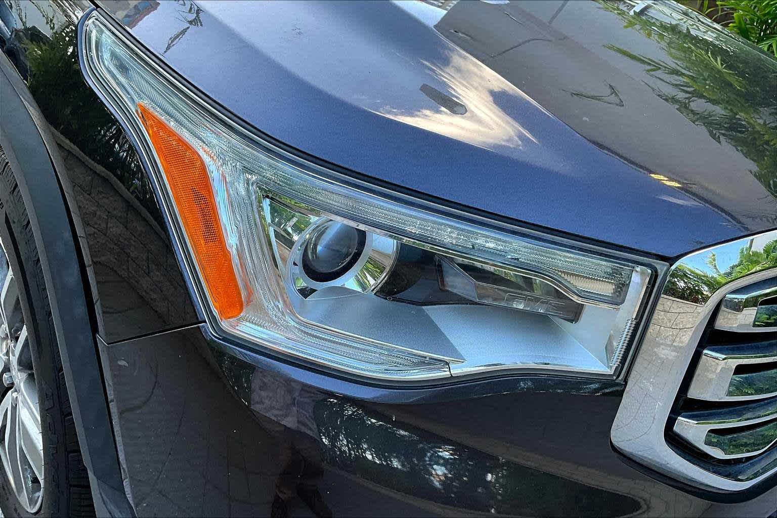 Thumbnail: 2017 GMC Acadia - 32