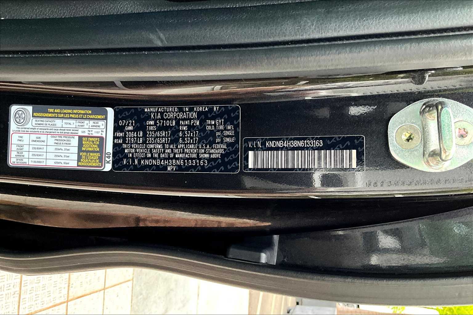 Thumbnail: 2022 Kia Carnival - 21