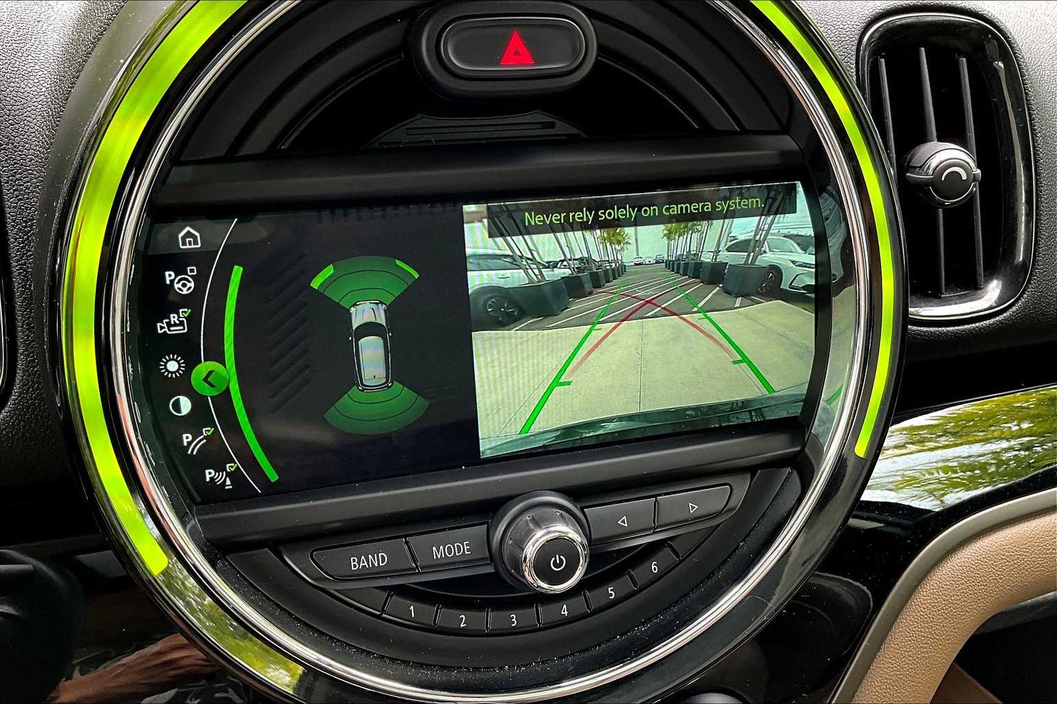 Thumbnail: 2017 MINI Cooper Countryman - 27