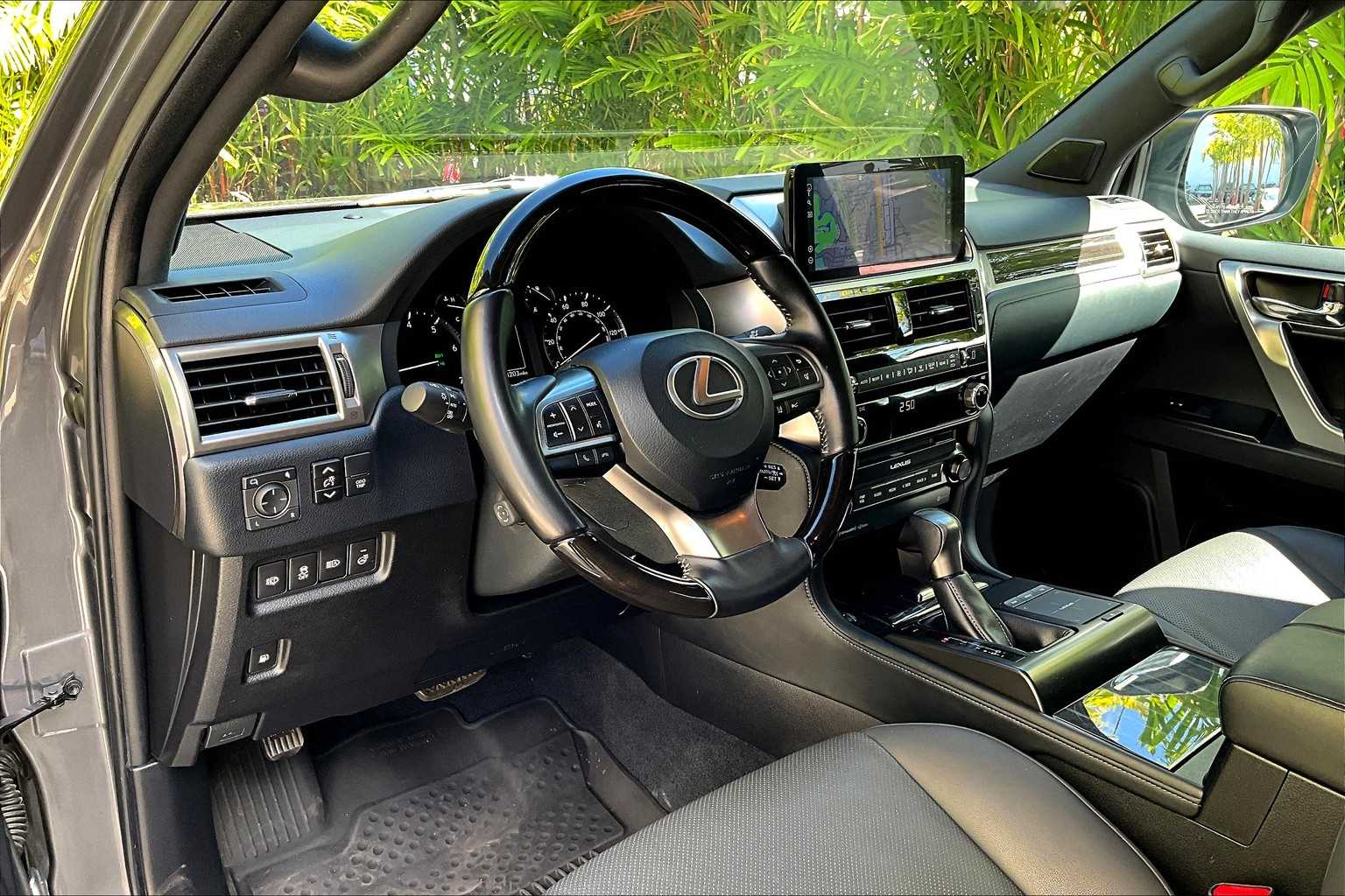 Thumbnail: 2022 Lexus GX - 3