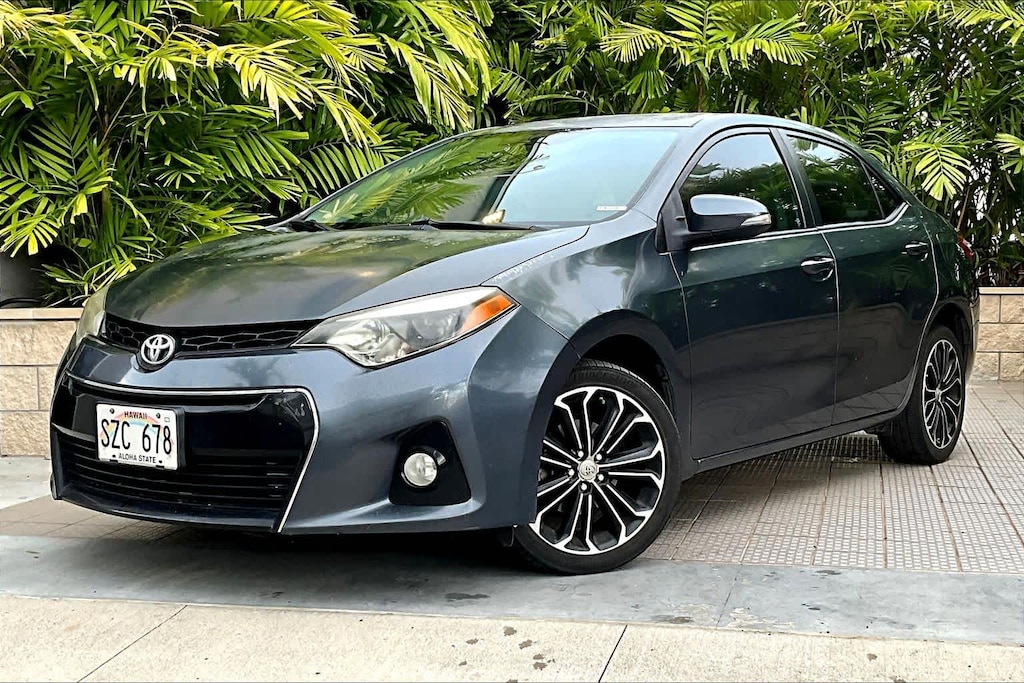 Used 2016 Toyota Corolla  Sedan