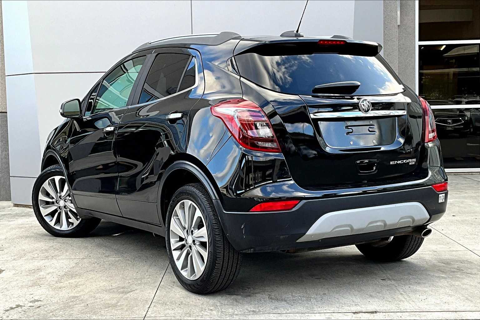 Thumbnail: 2019 Buick Encore - 4