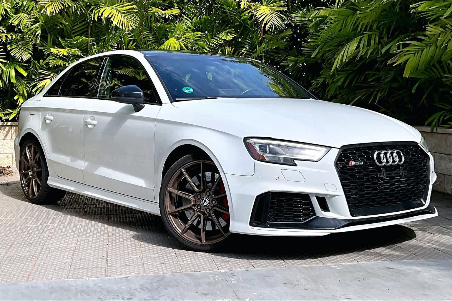 Thumbnail: 2018 Audi RS 3 - 22