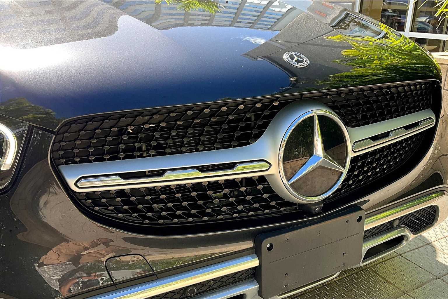 Thumbnail: 2023 Mercedes-Benz GLC - 34