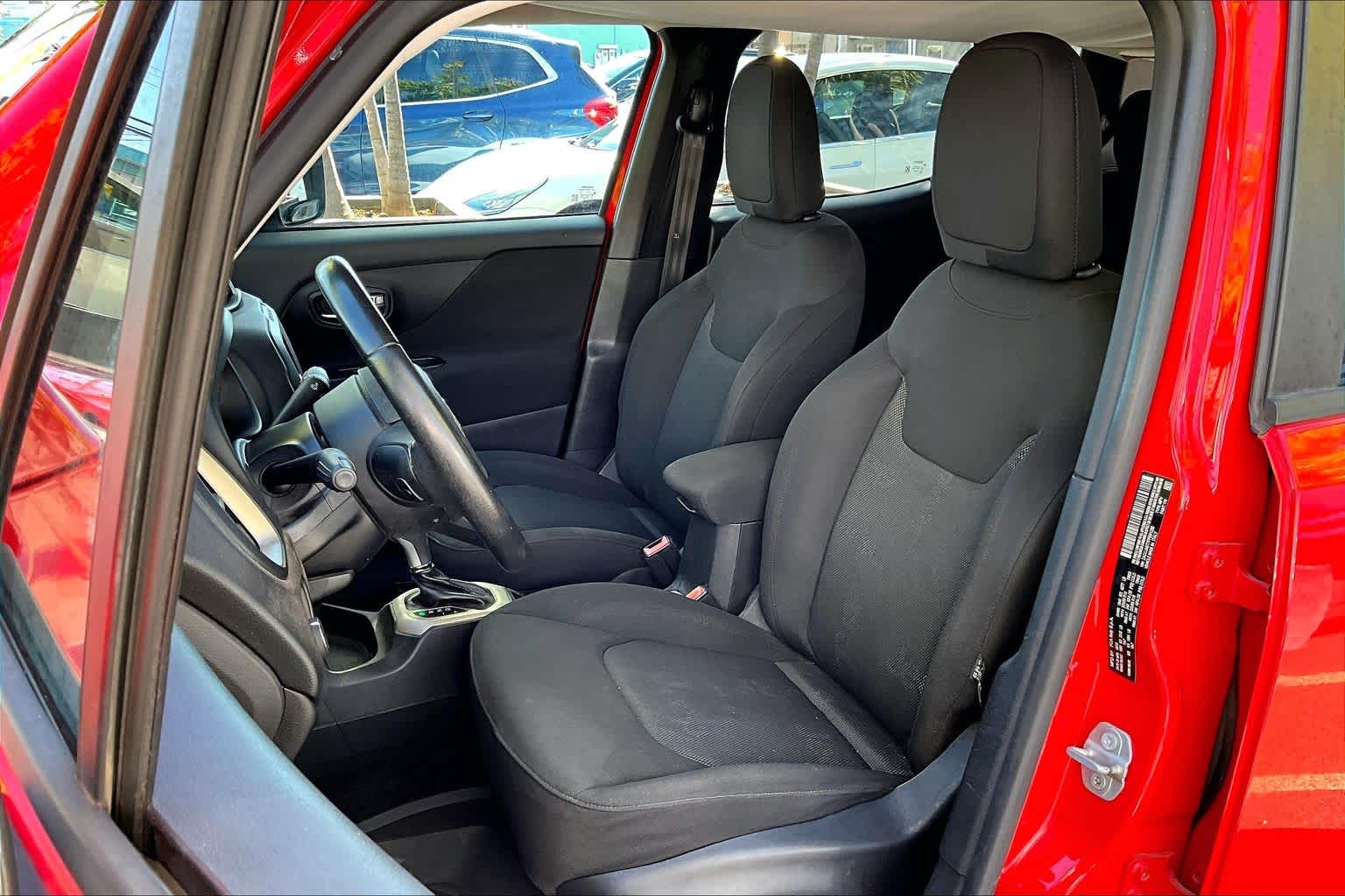 Thumbnail: 2015 Jeep Renegade - 12