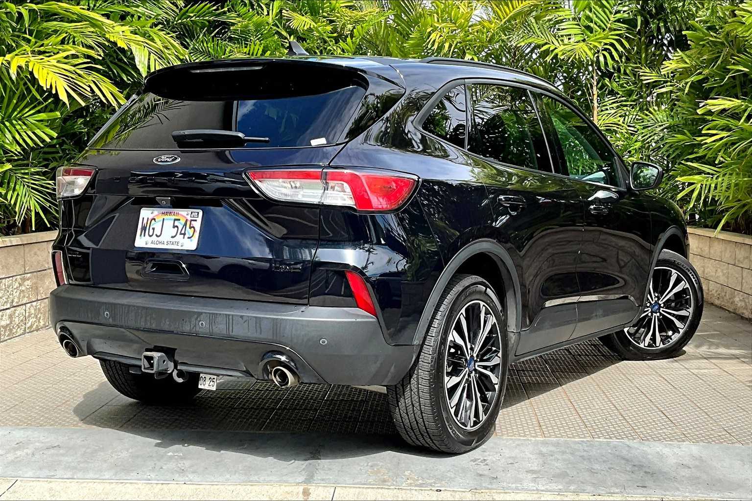 Thumbnail: 2021 Ford Escape - 23