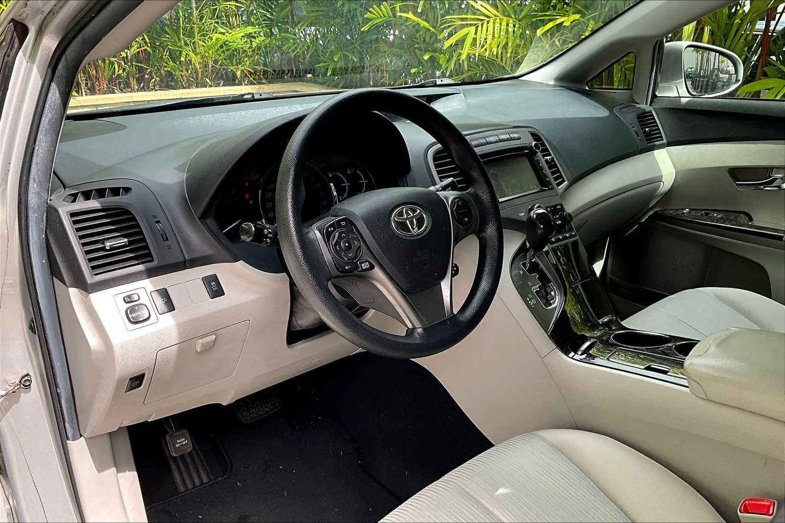 Thumbnail: 2014 Toyota Venza - 2