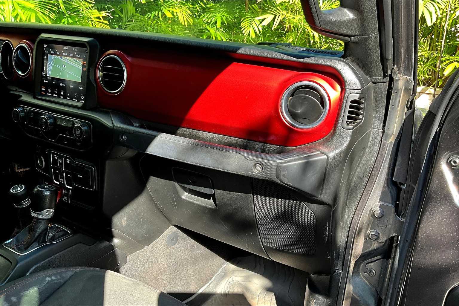 Thumbnail: 2021 Jeep Gladiator - 24