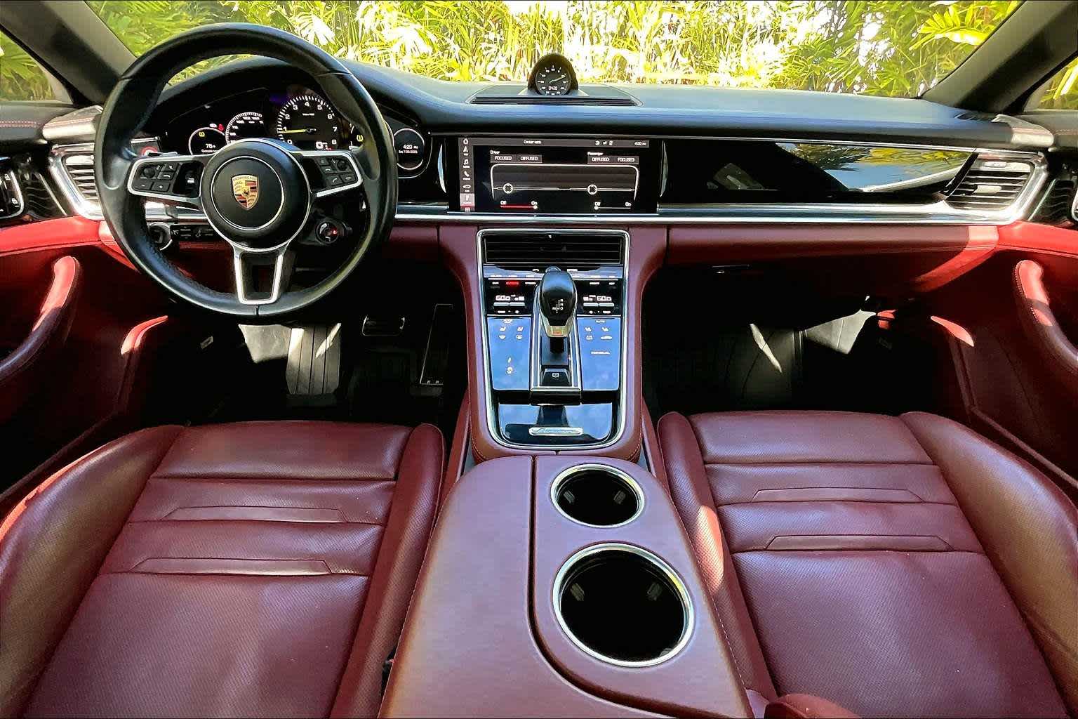Thumbnail: 2020 Porsche Panamera - 11