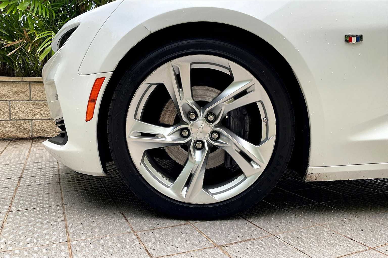 Thumbnail: 2020 Chevrolet Camaro - 9