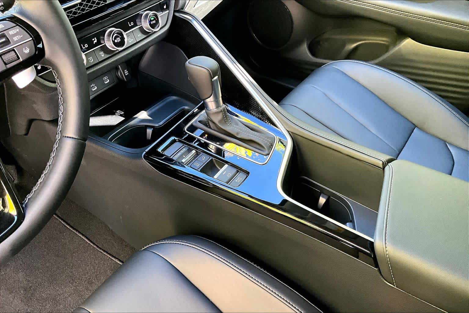 Thumbnail: 2026 Acura ADX - 18