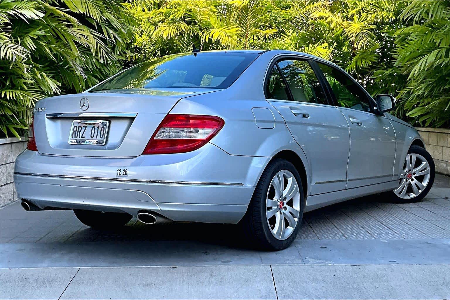 Thumbnail: 2009 Mercedes-Benz C-Class - 23