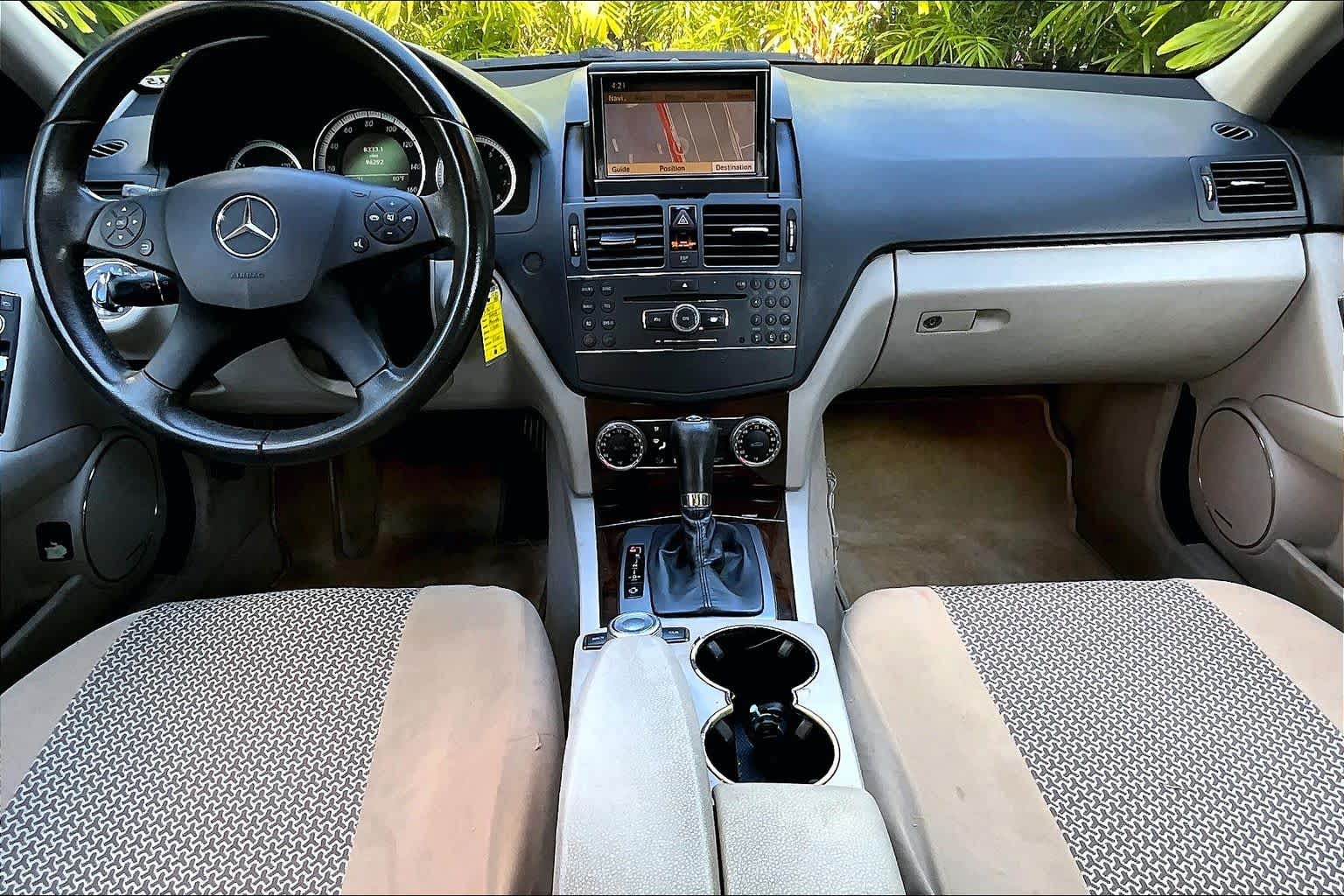 Thumbnail: 2009 Mercedes-Benz C-Class - 11