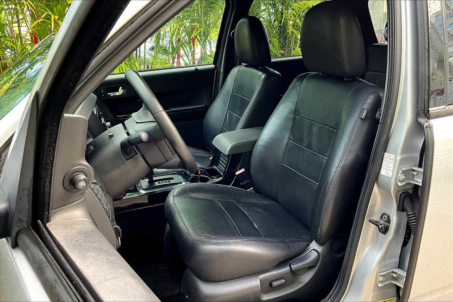 Thumbnail: 2010 Ford Escape - 12