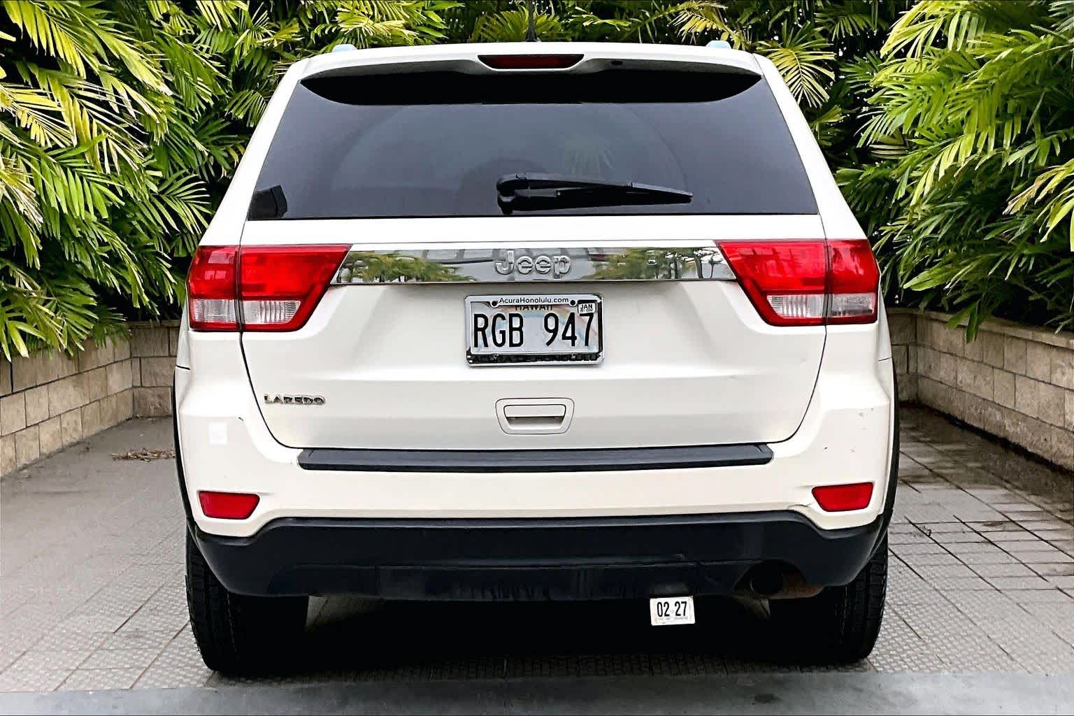 Thumbnail: 2011 Jeep Grand Cherokee - 6