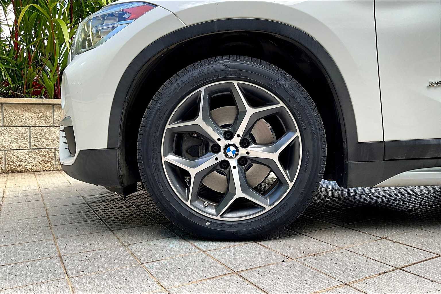 Thumbnail: 2016 BMW X1 - 9