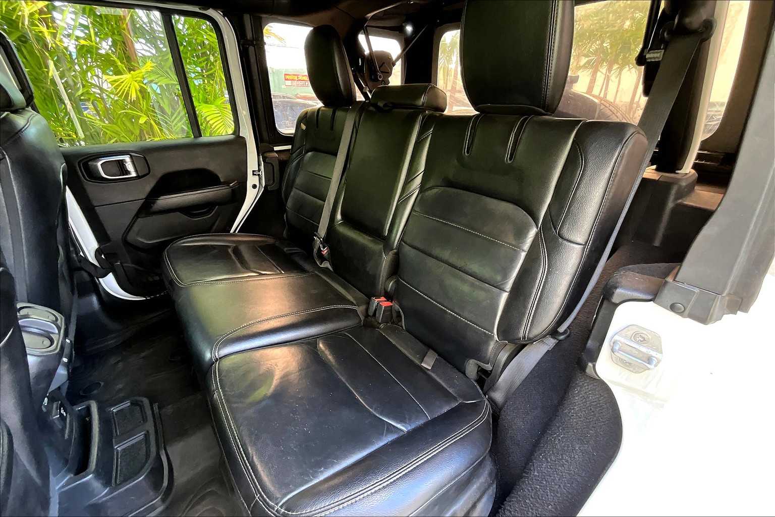 Thumbnail: 2021 Jeep Wrangler - 30