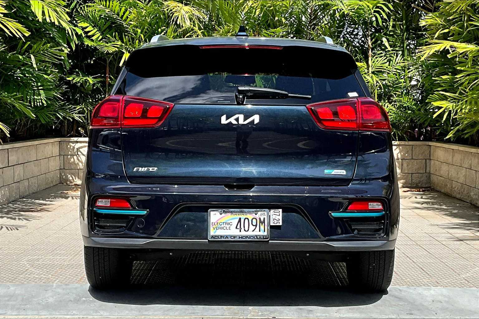 Thumbnail: 2022 Kia Niro - 6