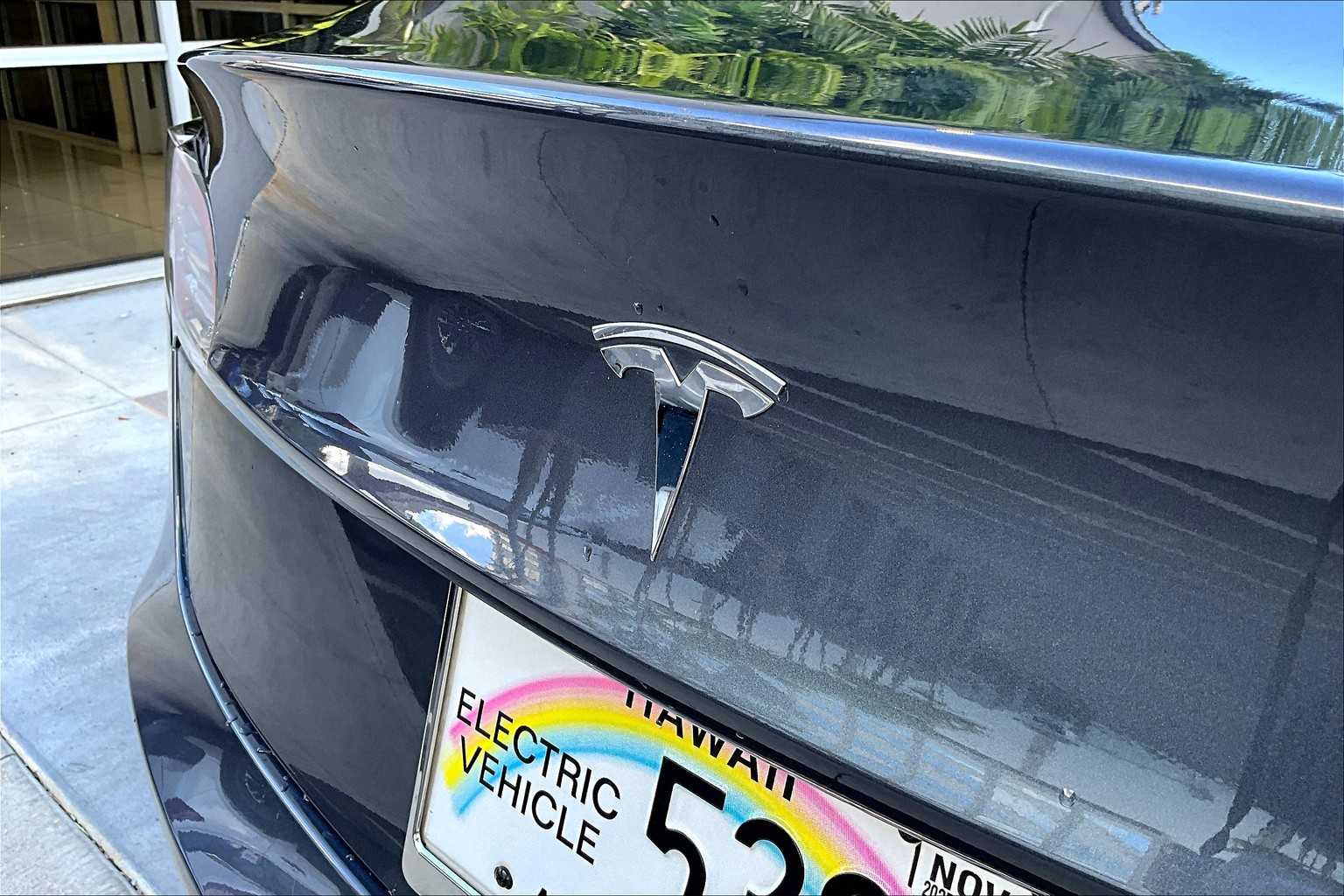 Thumbnail: 2021 Tesla Model 3 - 8