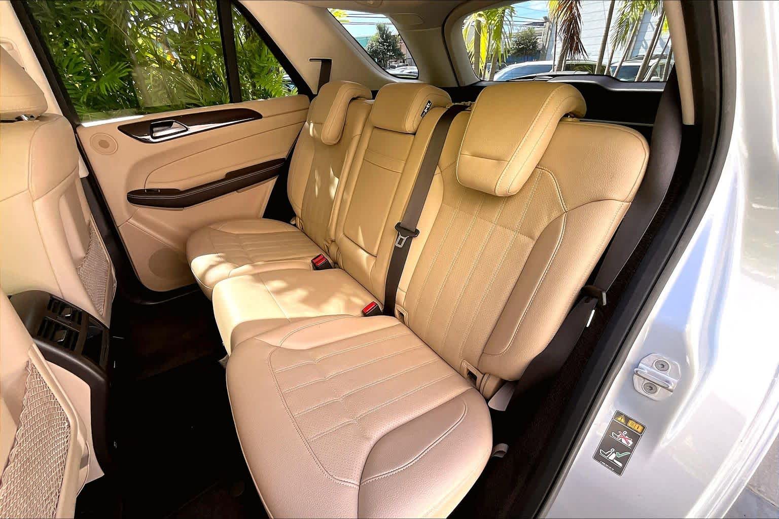 Thumbnail: 2017 Mercedes-Benz GLE - 30