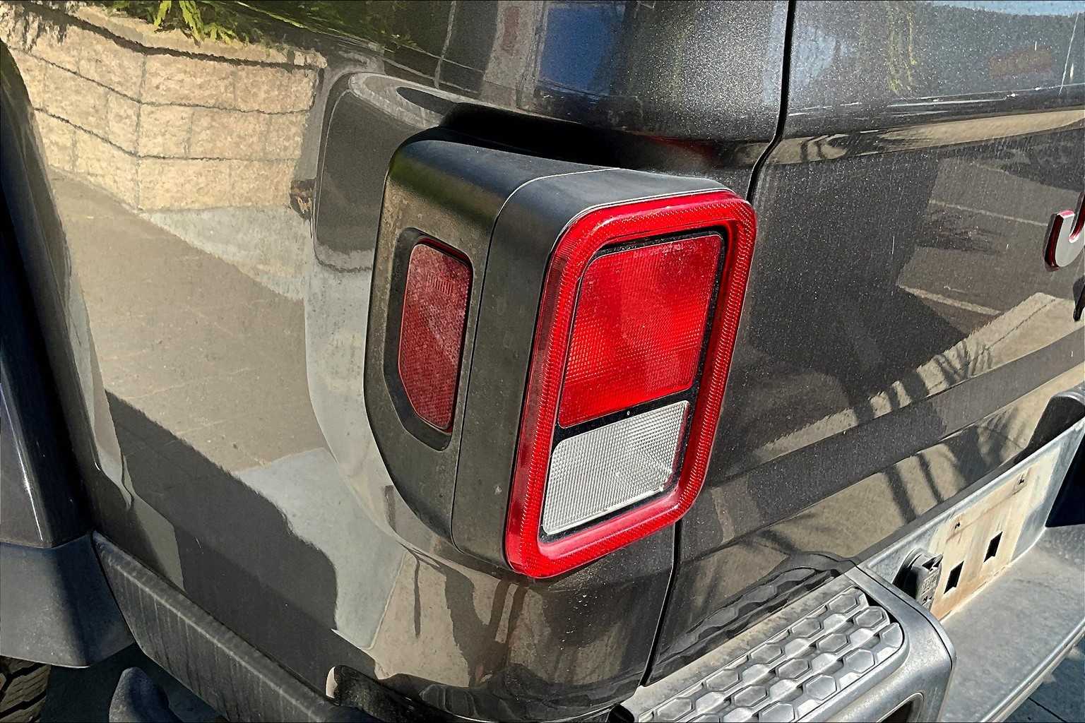 Thumbnail: 2021 Jeep Gladiator - 33