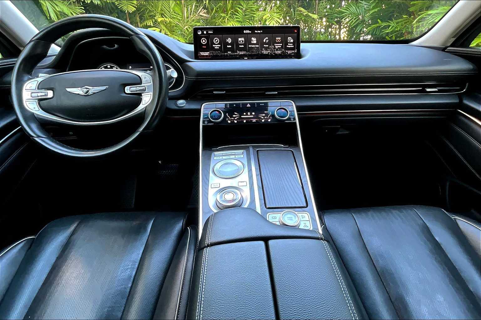 Thumbnail: 2021 Genesis GV80 - 11