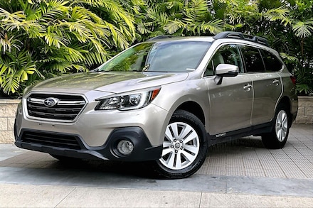 2018 Subaru Outback 2.5i Premium with SUV