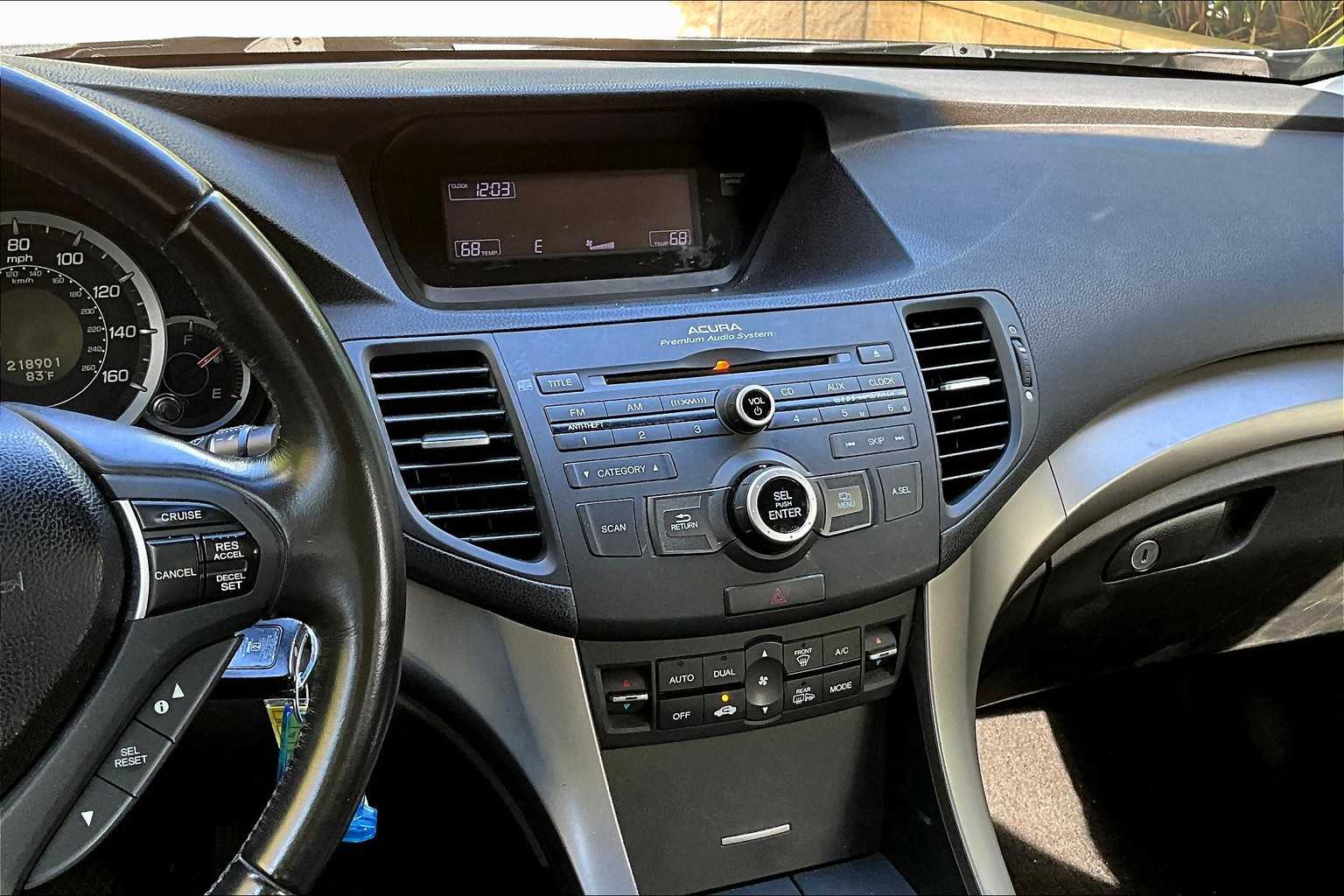 Thumbnail: 2010 Acura TSX - 16