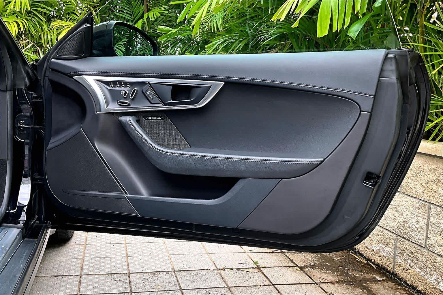 Thumbnail: 2018 Jaguar F-Type - 28