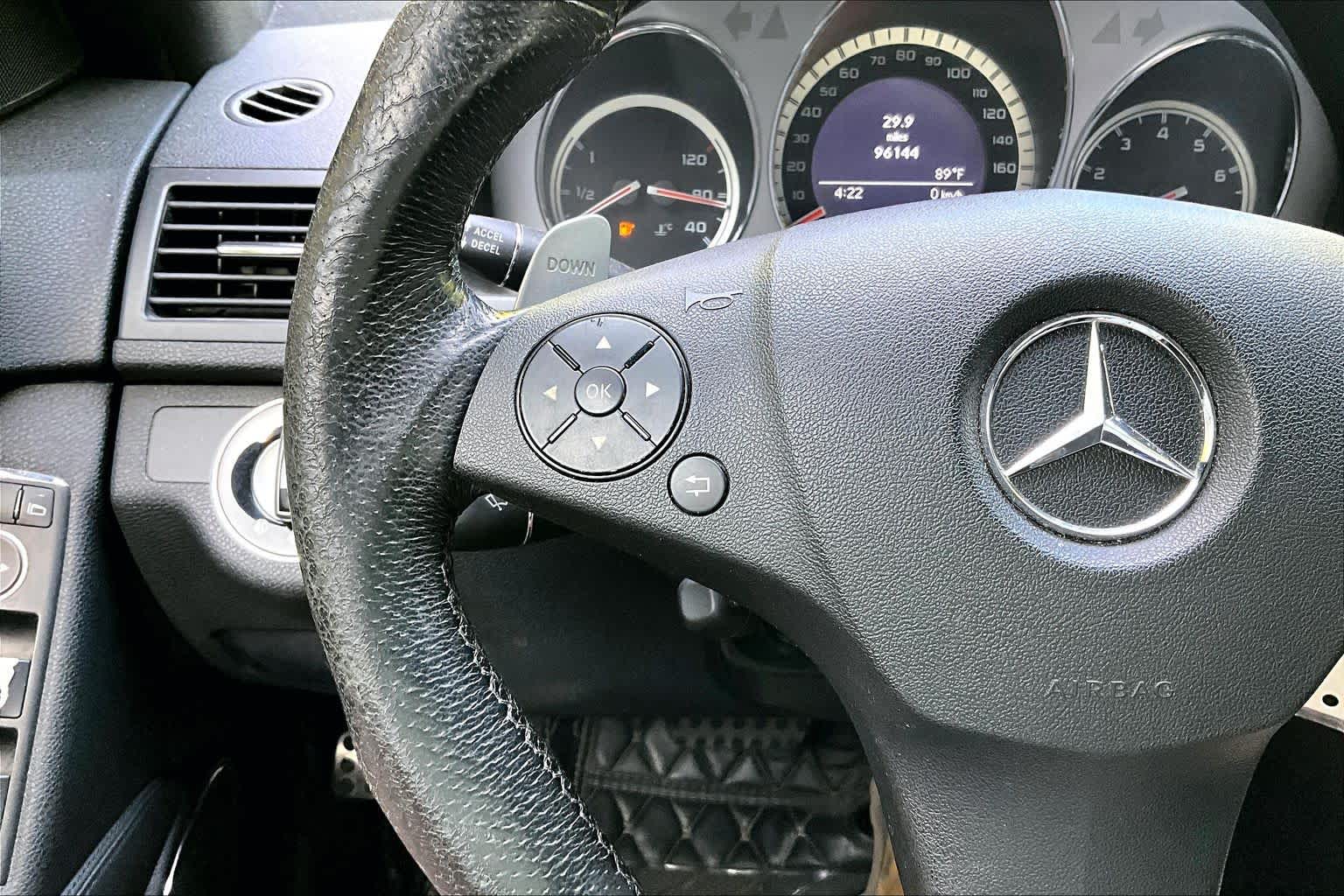 Thumbnail: 2009 Mercedes-Benz C-Class - 25