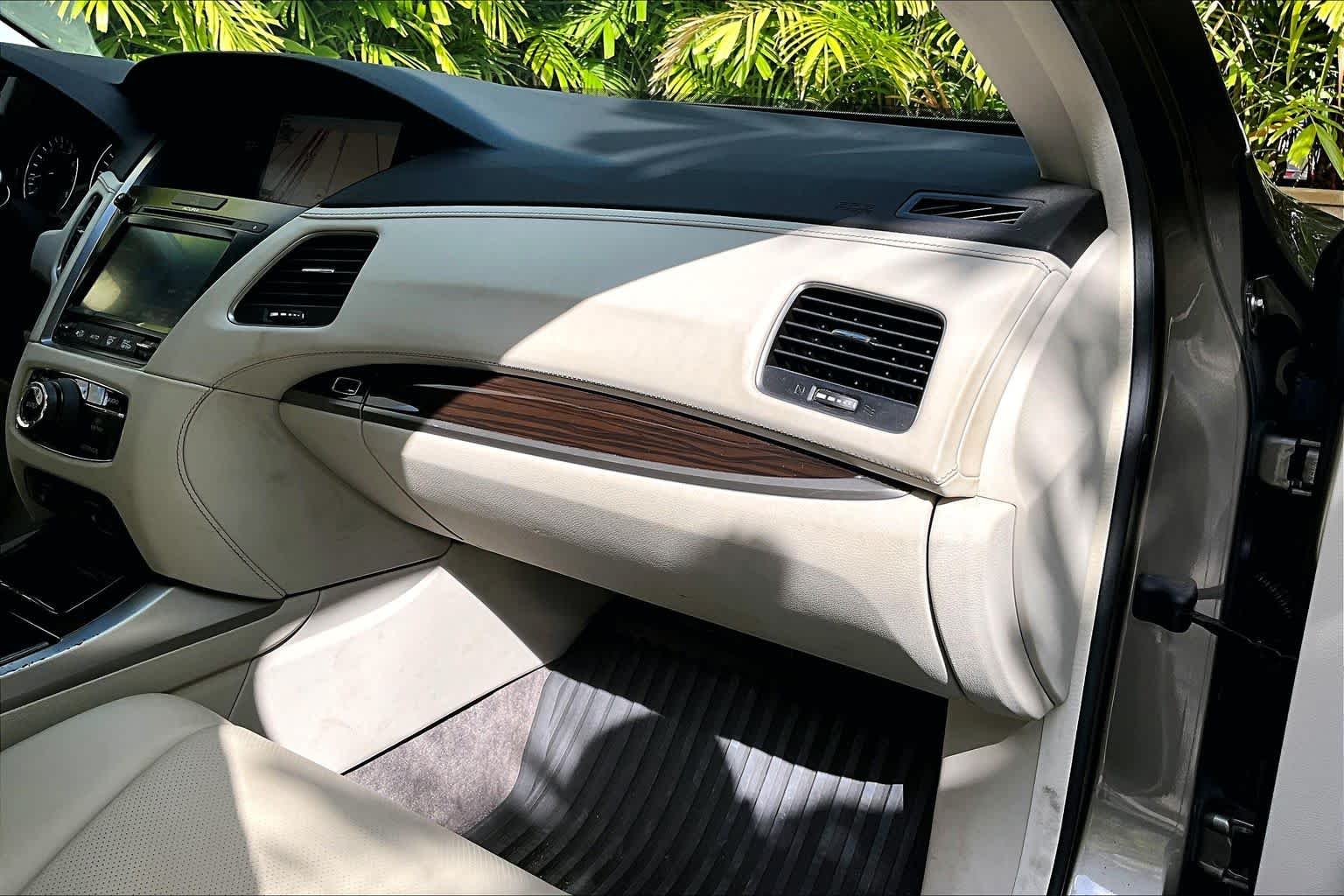 Thumbnail: 2014 Acura RLX - 24