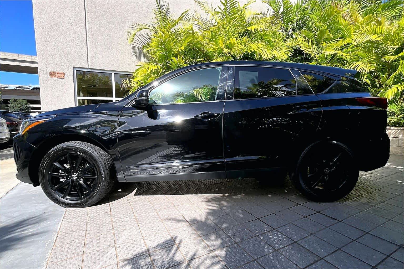 Thumbnail: 2025 Acura RDX - 4