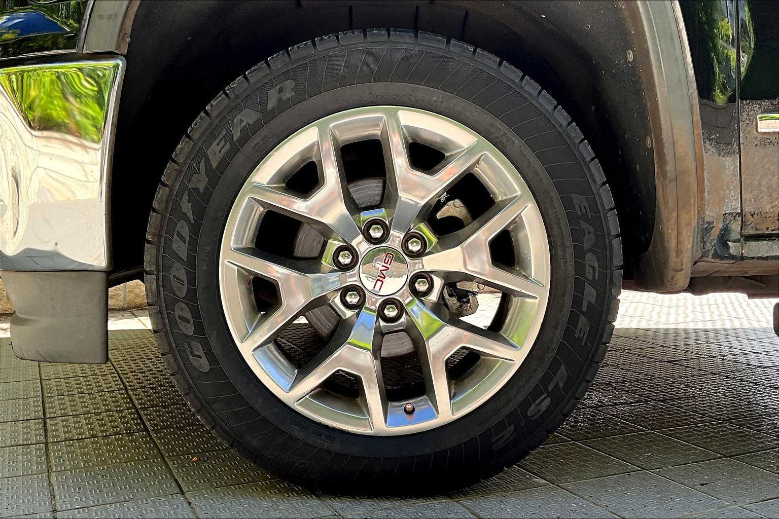 Thumbnail: 2016 GMC Sierra 1500 - 9