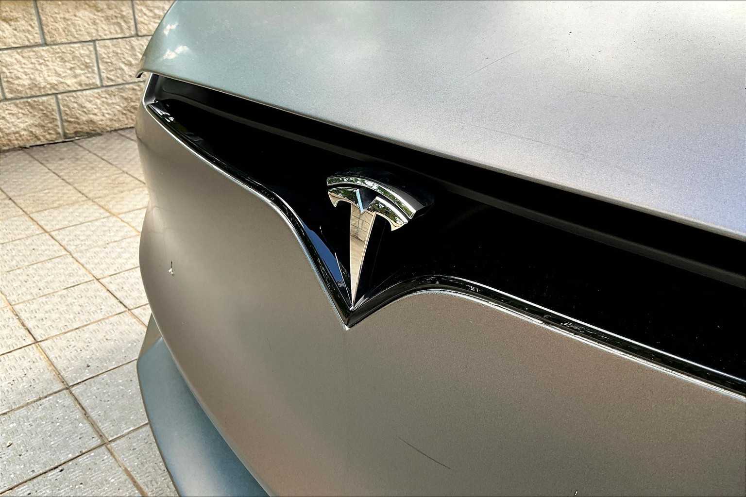 Thumbnail: 2022 Tesla Model S - 8